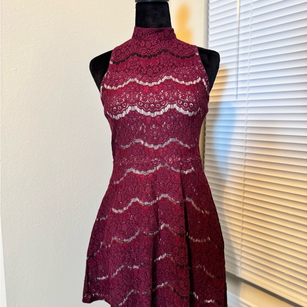 Elegant Burgundy Lace Halter Dress